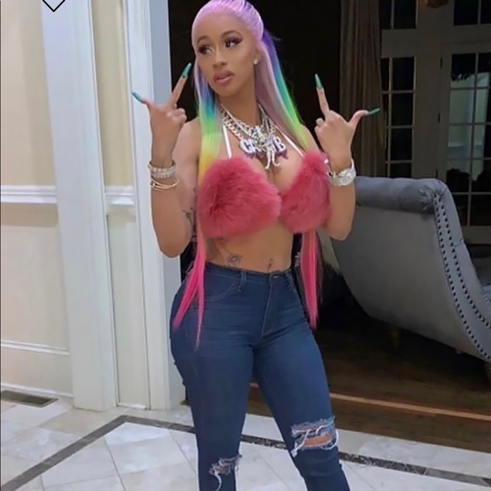 Fashion nova ankle jeans, worn by Cardi B